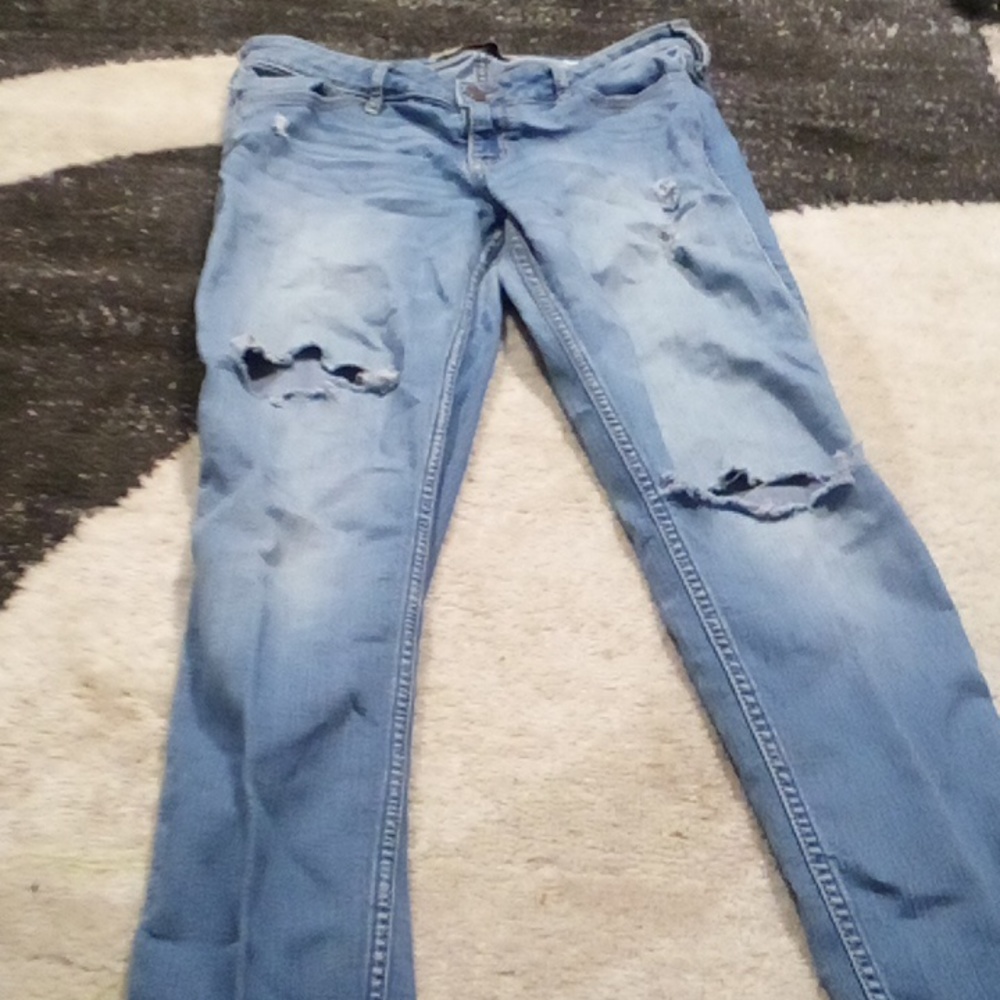 Hole jeans